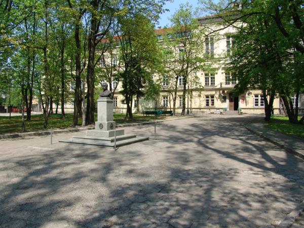Podchorazych  002.jpg